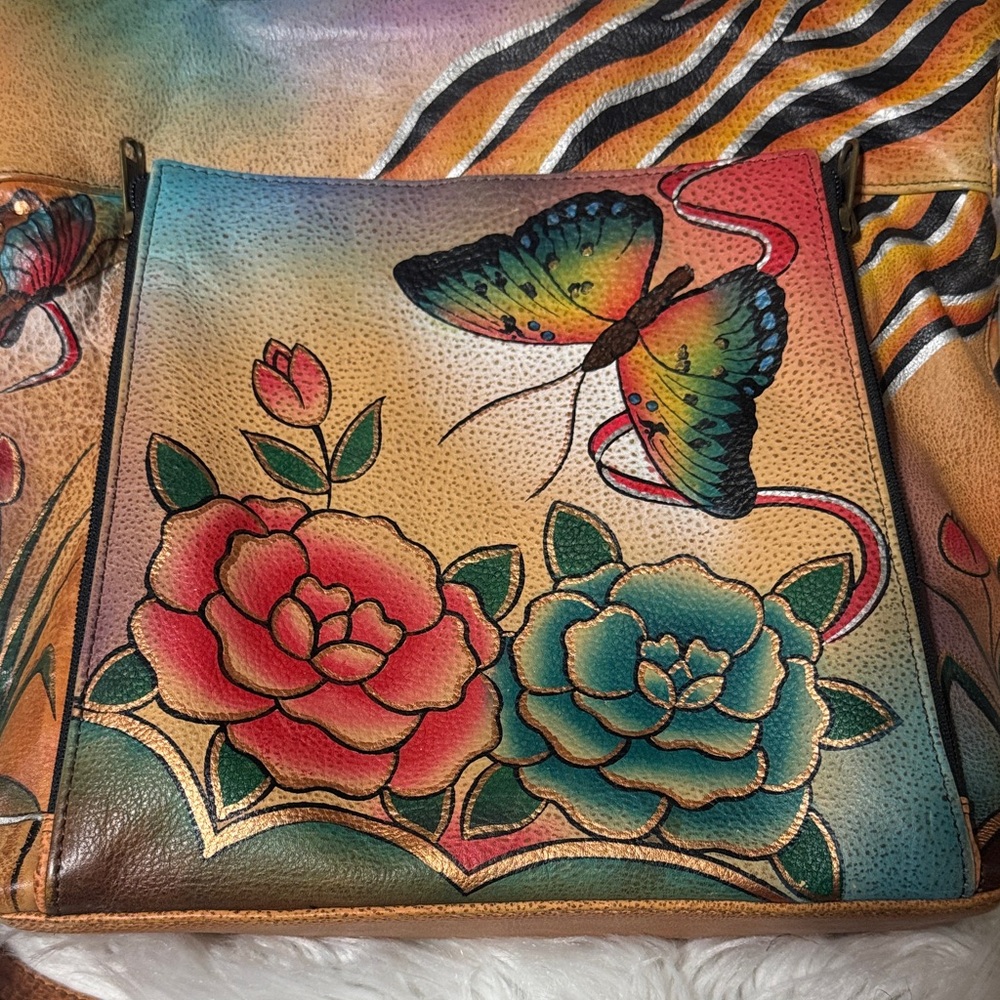 Anuschka Multicolor Leather Crossbody Bag with Floral & Butterfly Art - Picture 8 of 9